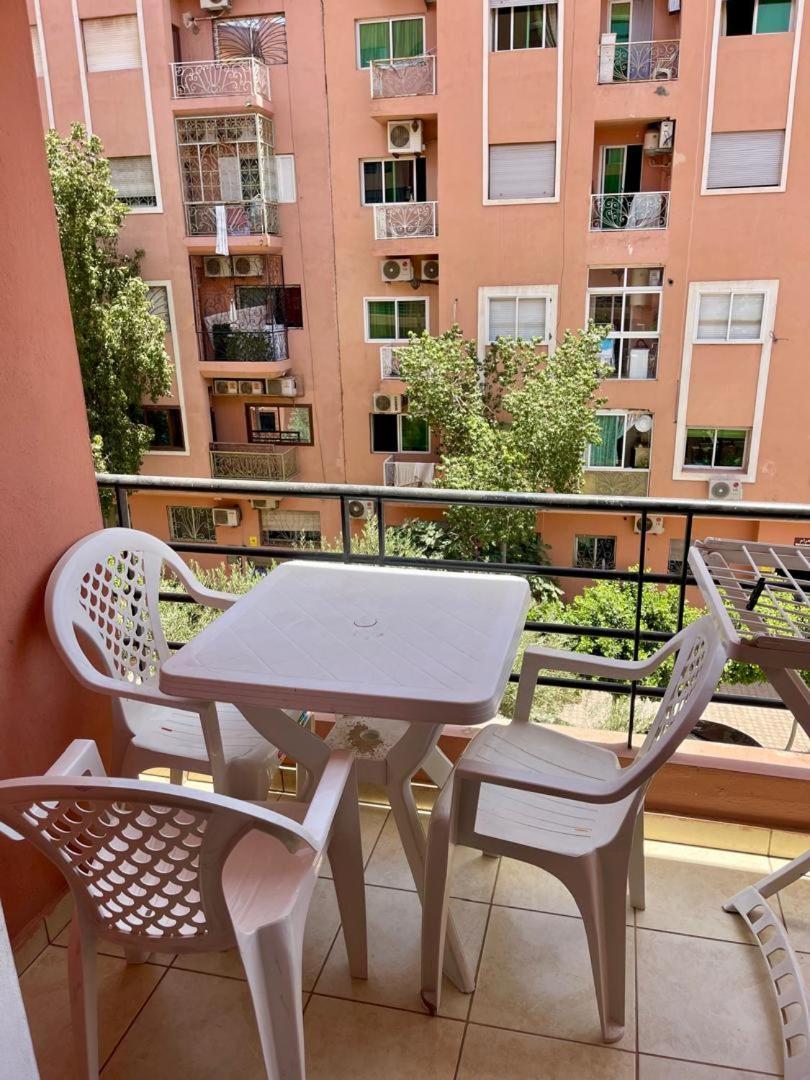 Superbe Appartement A Marrakech Quartier Majorelle 2 Chambres 마라케시 외부 사진